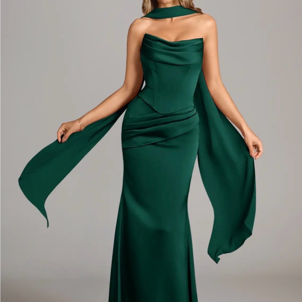 Azazie Strapless Dark Green Gown